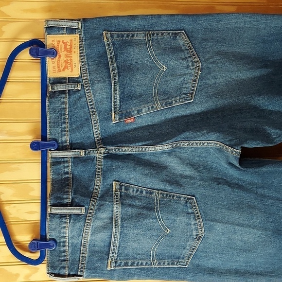 Levi's 514 jeans